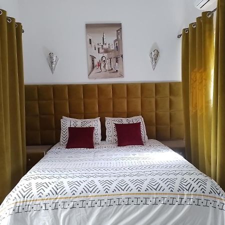 Un Riad Pour Se Divertir En Famille & Se Detendre Marrakesh Ngoại thất bức ảnh